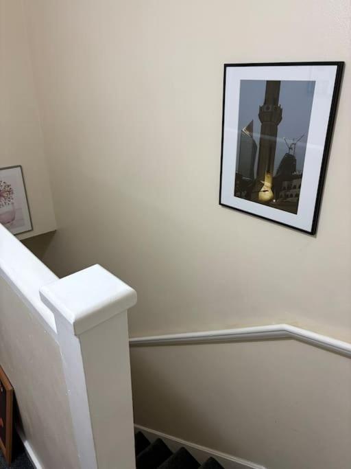 Apartament Private Gated Development In Bridge, Cosy With Great Transport Links *